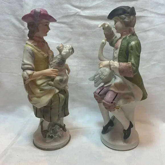 Vintage Capodimonte Figurines - Picture 2 of 6